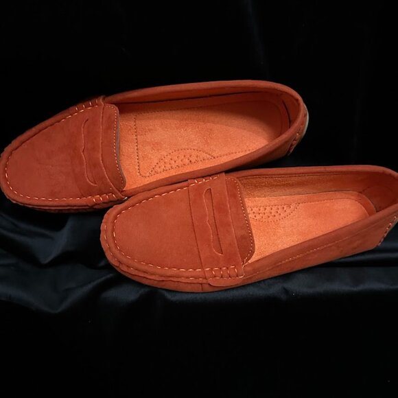 Stylish Women's Loafers Size: 39 - Picture 6 of 8